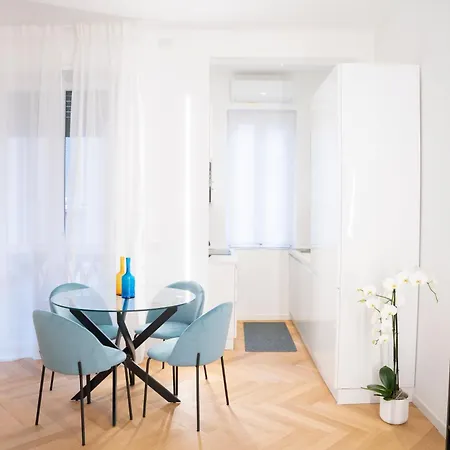 Modern Flat Metro Lotto-citylife-mico-self Check-in-ac ミラノ