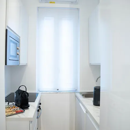 Modern Flat Metro Lotto-citylife-mico-self Check-in-ac * ミラノ