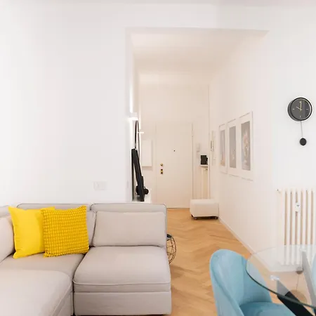 Modern Flat Metro Lotto-citylife-mico-self Check-in-ac ミラノ